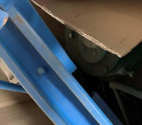 E 12019503-1 INSIDE CRATE SQ_0